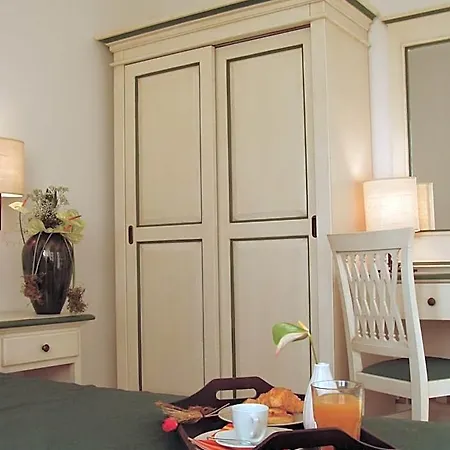 فندق مبيت وإفطار Corte Del Picchio & Breakfast